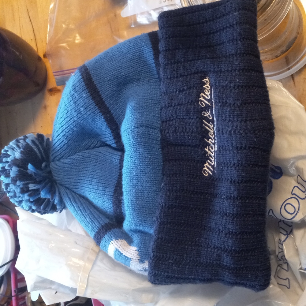 Okc hat - Picture 2 of 2